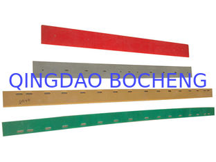 Κίνα PU γδαρσίματος ανθεκτικές λεπίδες μεταλλουργικών ξυστρών για τη μηχανή μίξης και τη ζώνη μεταφορέων προμηθευτής